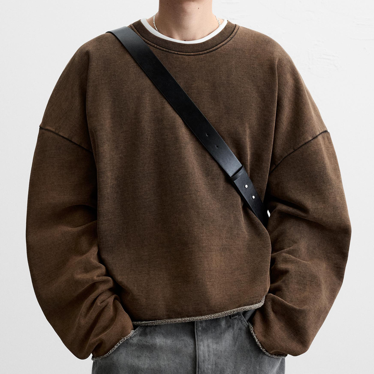HOC Washed Raw Edge Sweater (Brown)