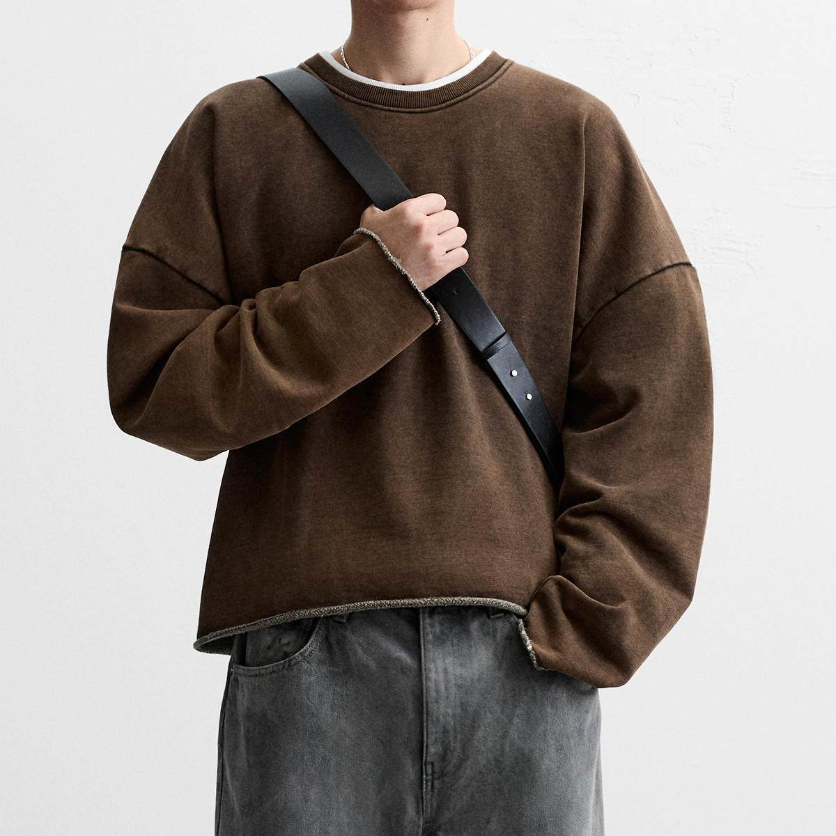 HOC Washed Raw Edge Sweater (Brown)