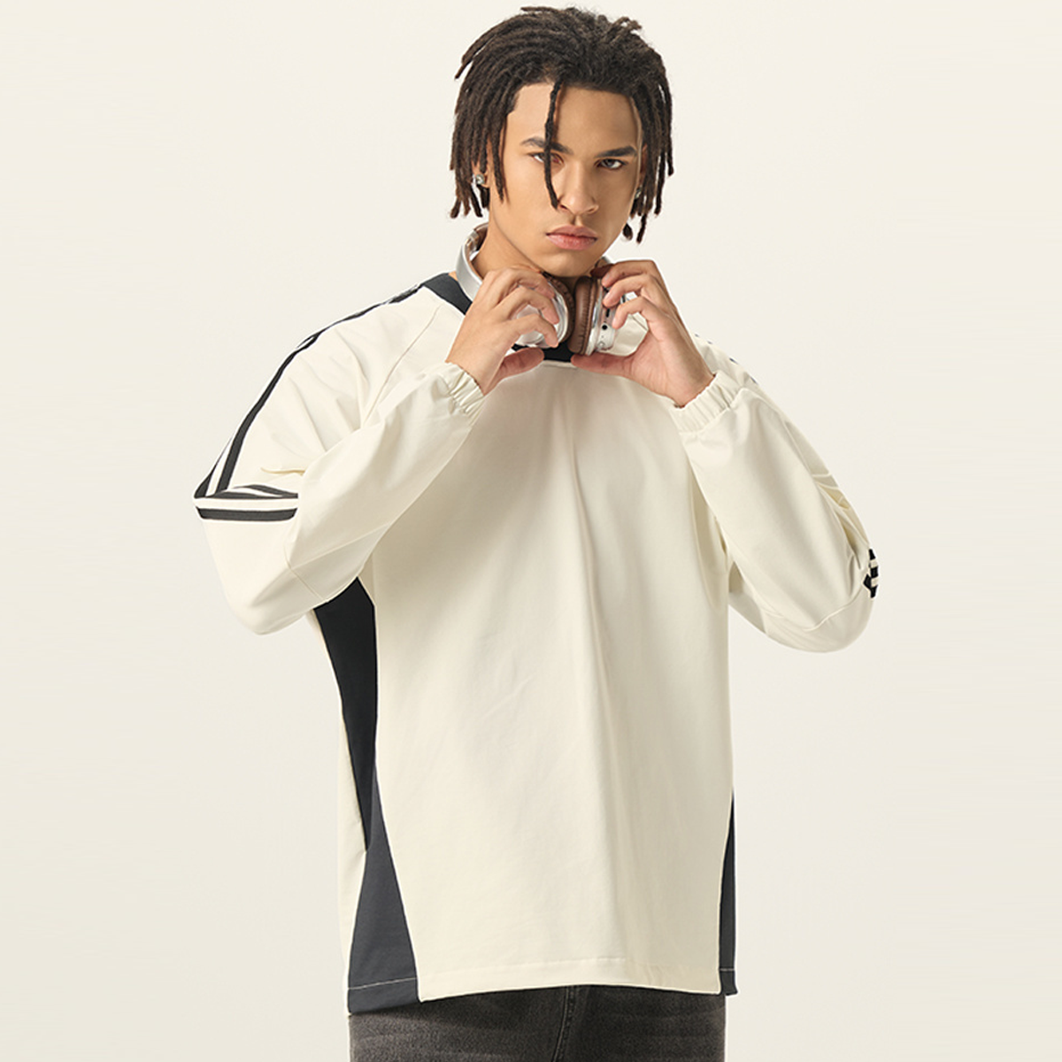 HOC White V-Neck Long Sleeve Jersey